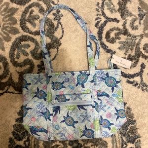 BRAND NEW Small Vera Tote